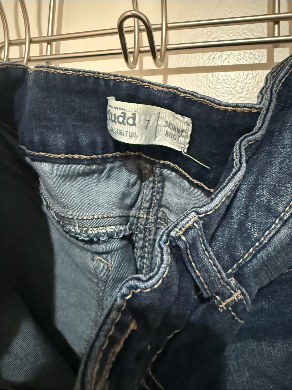 Mudd Blue Skinny Stretch Bootcut Jeans Size 7 - Picture 2 of 3